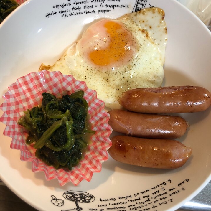 フライパン一つで一気に作る！朝ごはん